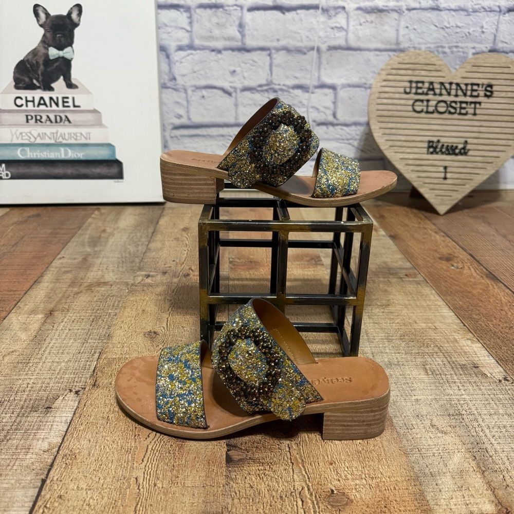SEE BY CHLOÉ
Leather glitter sandals